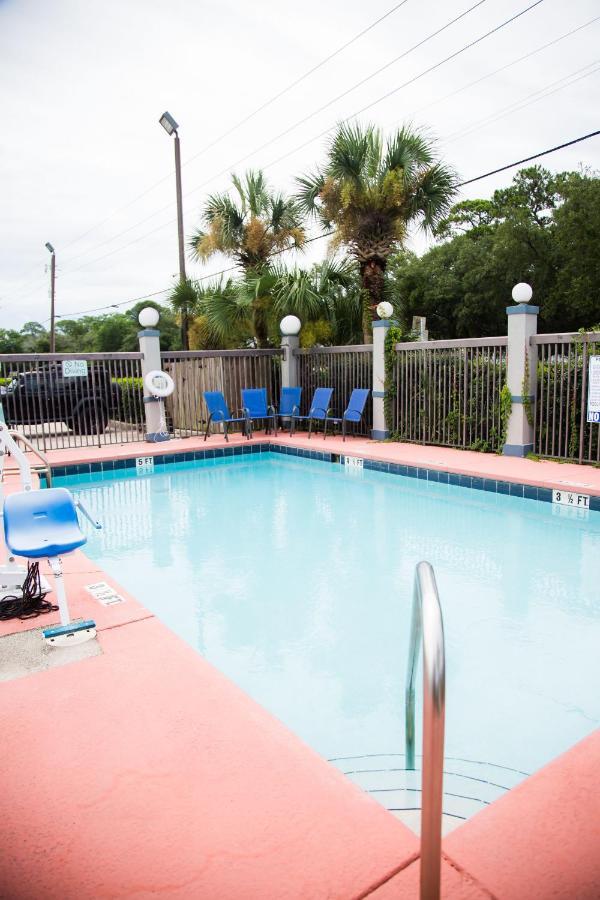 Baymont By Wyndham Fort Walton Beach Мэри-Эстер Экстерьер фото