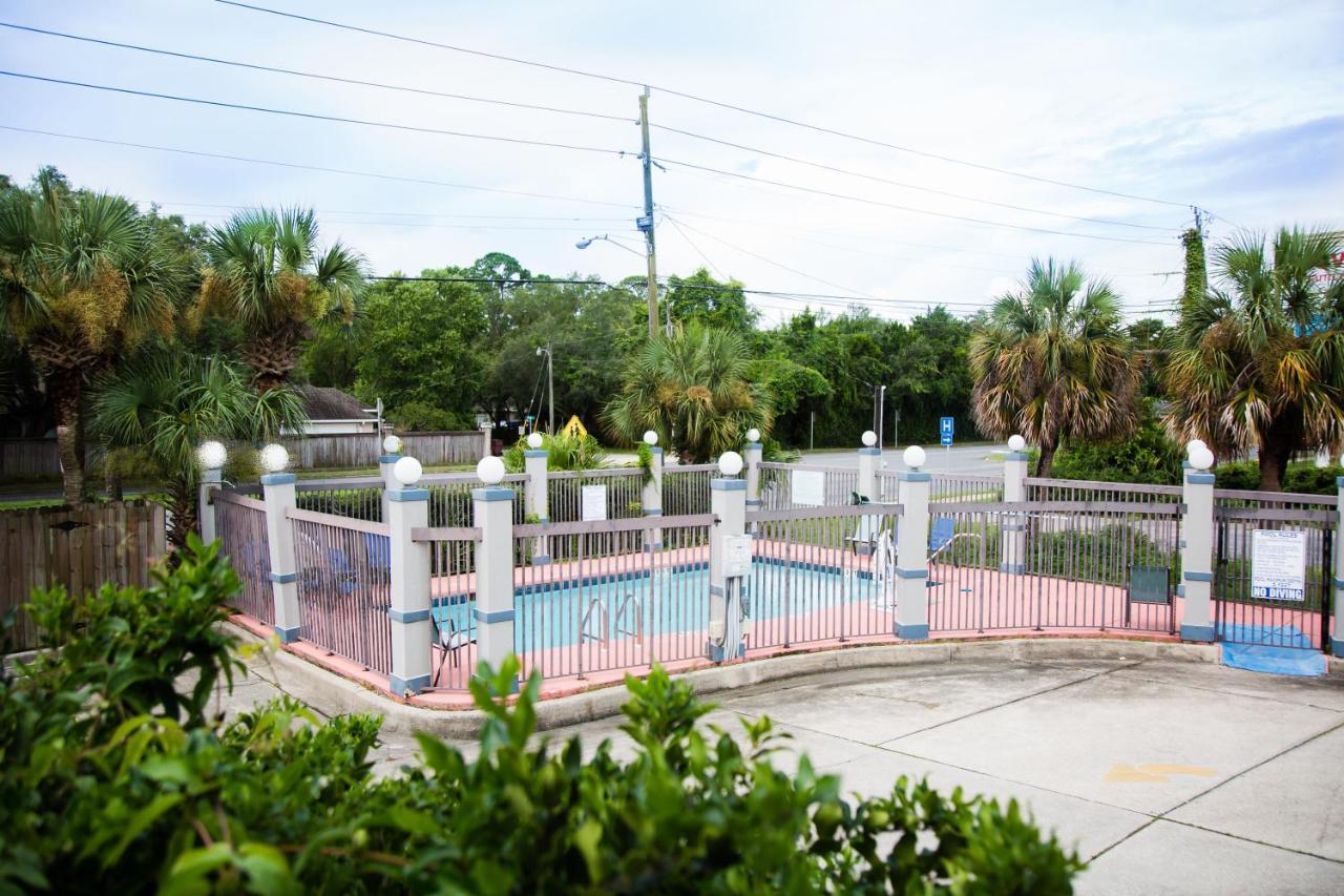 Baymont By Wyndham Fort Walton Beach Мэри-Эстер Экстерьер фото
