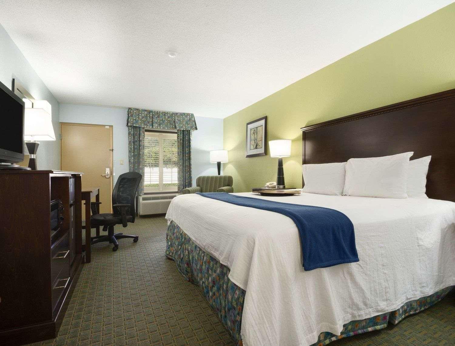 Baymont By Wyndham Fort Walton Beach Мэри-Эстер Экстерьер фото